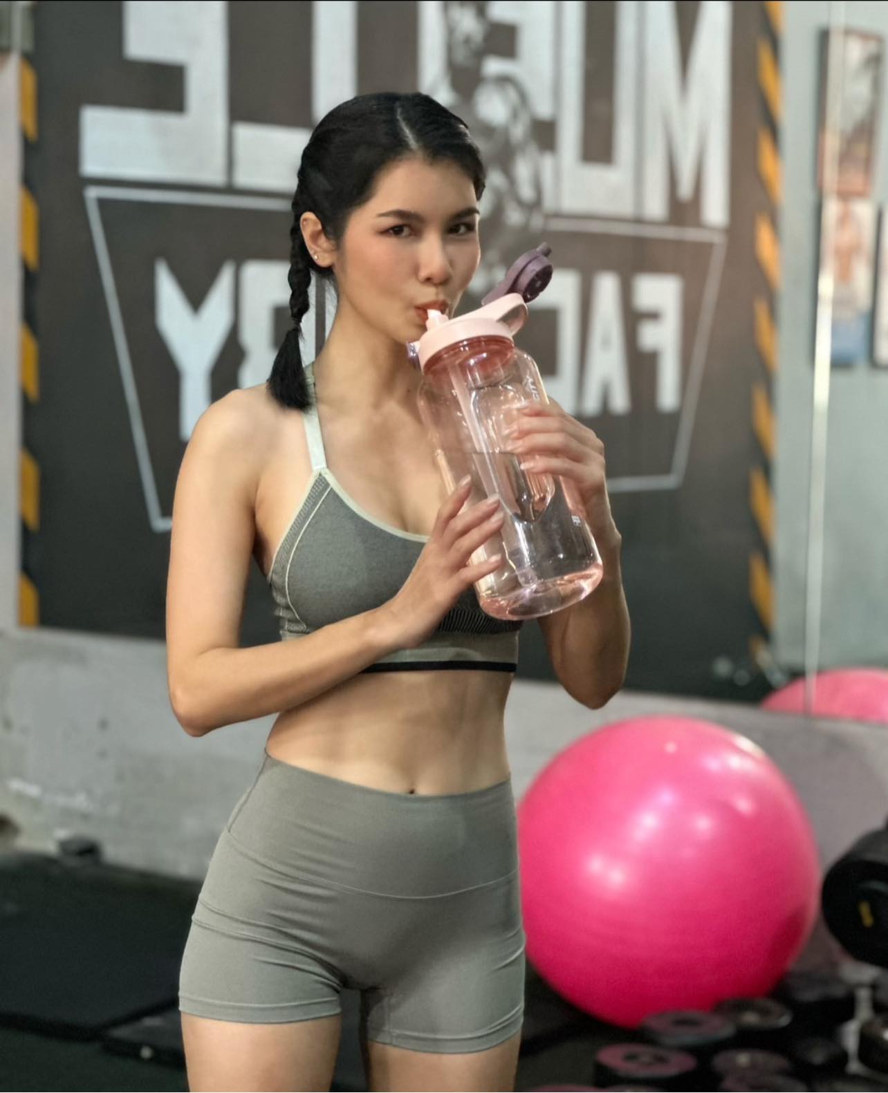 แนท เกศรินทร์ สาวสวยในตำนาน 10