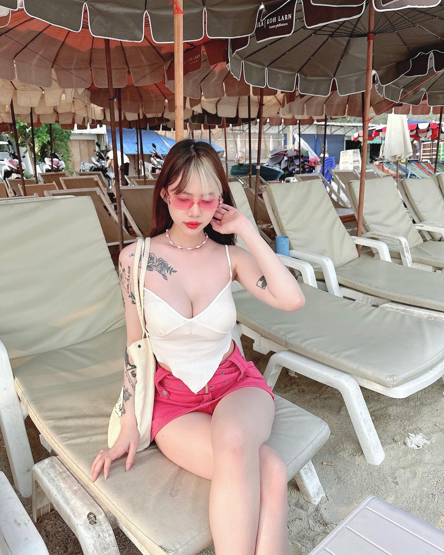 แจกวาร์ป เดียร์ริ โอนลี่แฟน สาวหน้าสวย สุดเซ็กซี่กับรอยสัก งานดี แบบไร้ที่ติ!! 16
