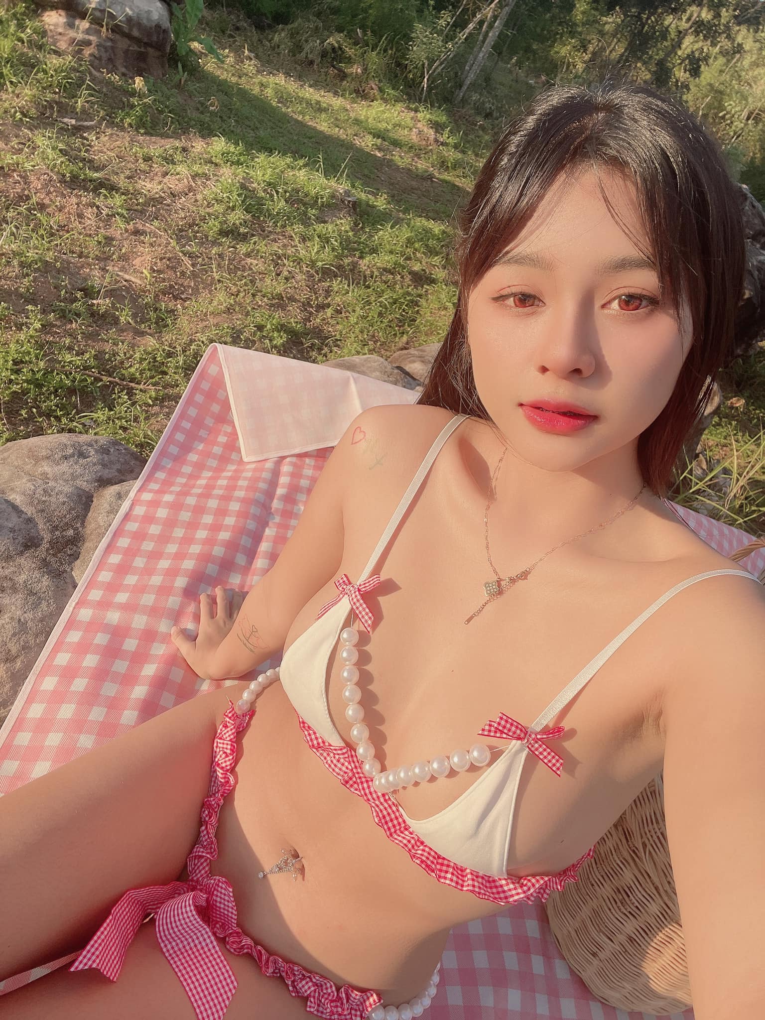 แจกวาร์ป น้องมินตรา หรือ mintra44444 กับคอนเทนต์เด็ด ๆ สุดเสียว18+ 9