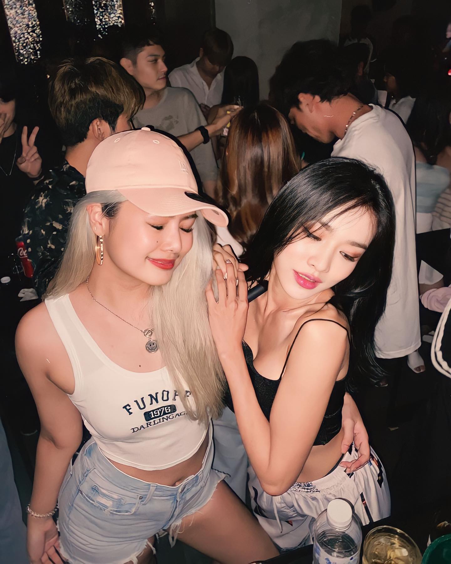 แจกวาร์ป น้องกิ๊ฟ นางแบบ สาวสวย มากความสามารถ สุดเซ็กซี่ 18+ 21