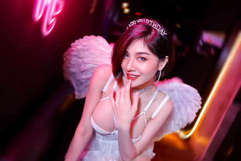 เปิดวาร์ป น้องยูจินจอมแก่น นางแบบ สาวสวย ตัวตึง แซ่บถึงใจ หุ่นเซ็กซี่ ลีลาเด็ด 35