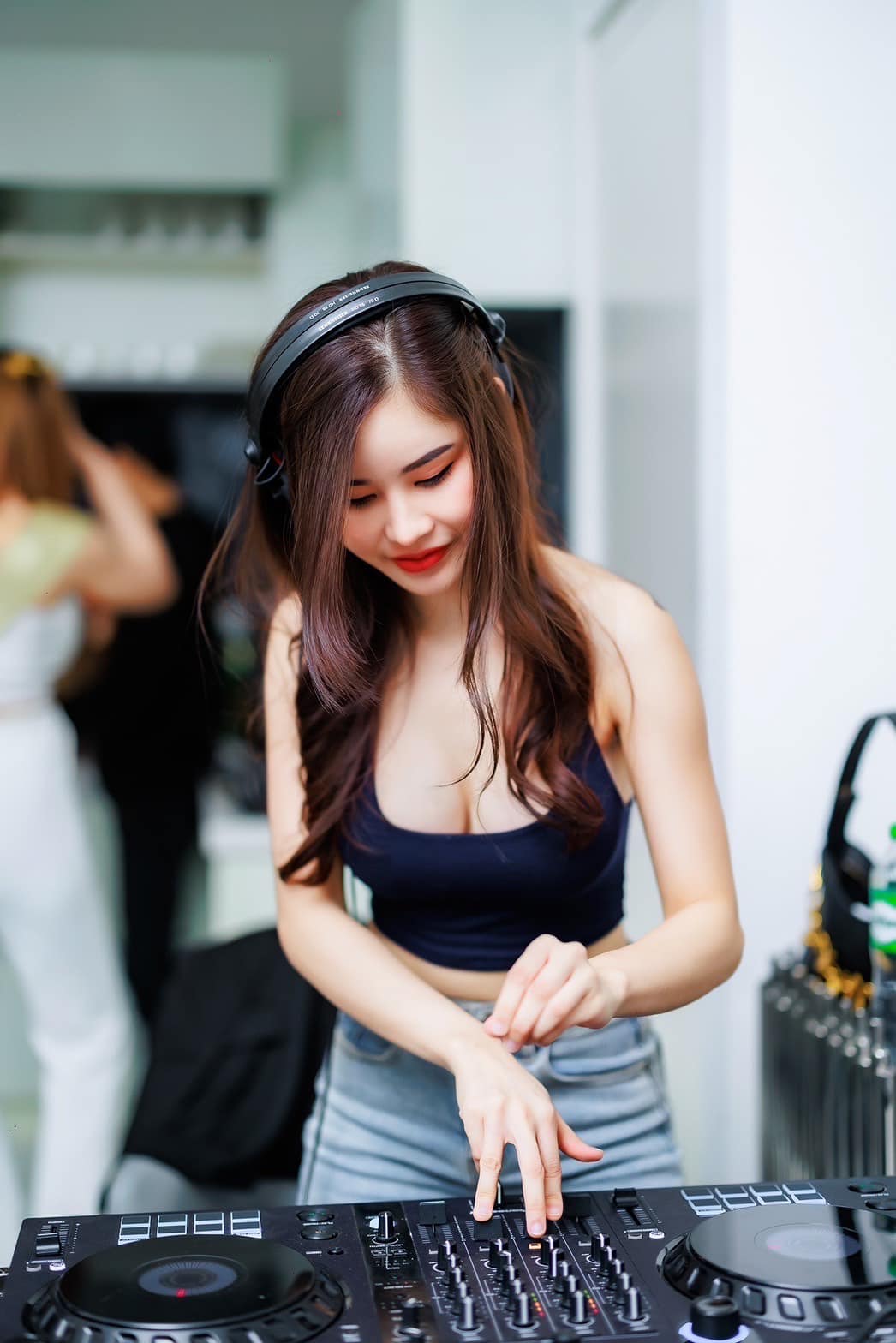แจกวาร์ป ดีเจสาวสวย เอิร์น ณัฐชา เน็ตไอดอล สาวฮอต หุ่นเซ็กซี่ เซี๊ยะจัด งานดีมาก18+ 6