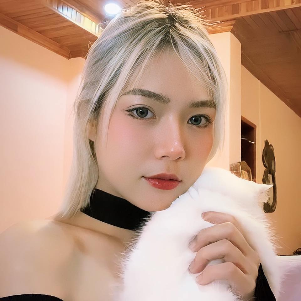 เปิดวาร์ป ณิชา ณิชามล แฟนสาว ต้องเต ผู้กำกับ สัปเหร่อ 600 ล้าน สวย น่ารัก ดีกรีนักร้องสาวสายแซ่บ 2