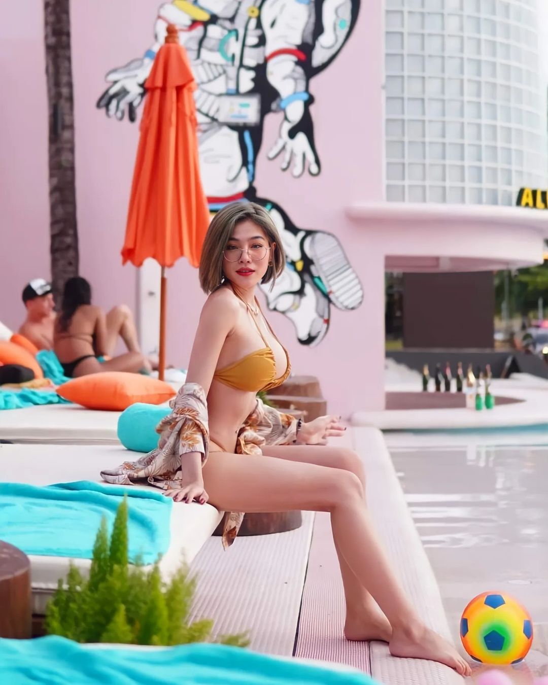เปิดวาร์ป น้องยูว์จิน วารุณี นางแบบ พริตตี้ สาวสวยผมสั้น สายแซ่บ หุ่นสุดเอ็กซ์ การันตีความน่ารัก 2
