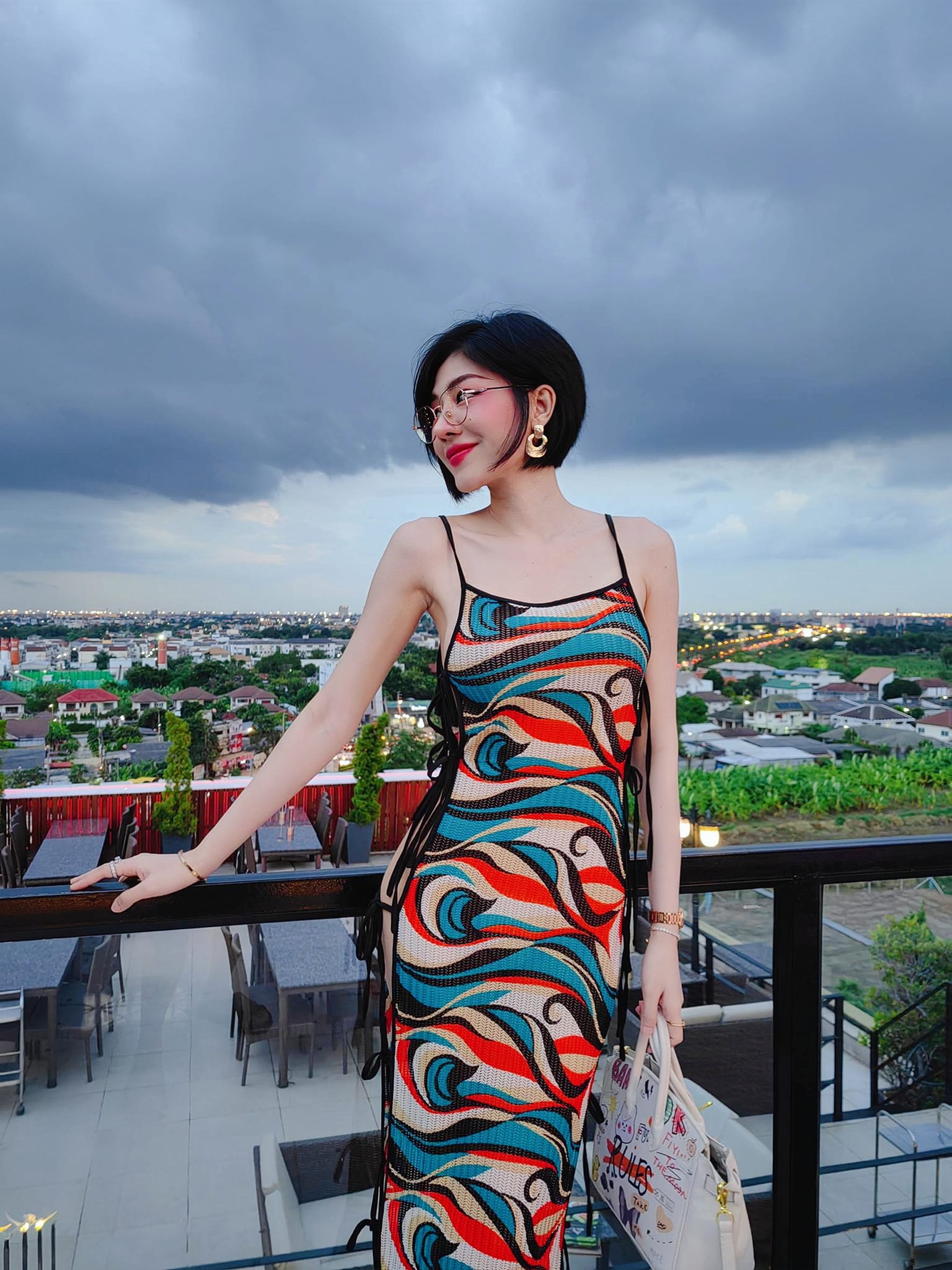 เปิดวาร์ป น้องยูว์จิน วารุณี นางแบบ พริตตี้ สาวสวยผมสั้น สายแซ่บ หุ่นสุดเอ็กซ์ การันตีความน่ารัก 31
