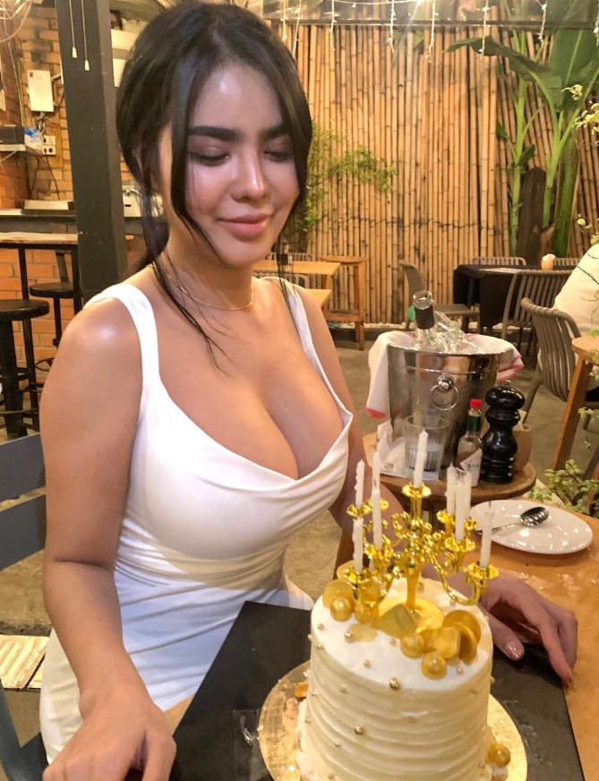 แจกวาร์ป หญิงเนย ญานิศา สาวสวย สุดฮอต หุ่นเซ็กซี่ อกตูม ทีเด็ด Onlyfans 18+ 24
